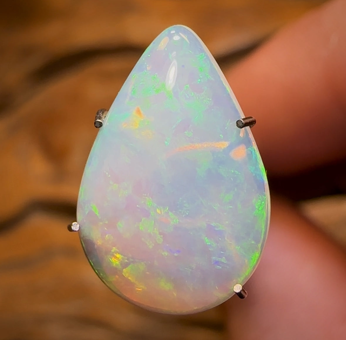 2.35cts - Lightning Ridge Crystal Opal