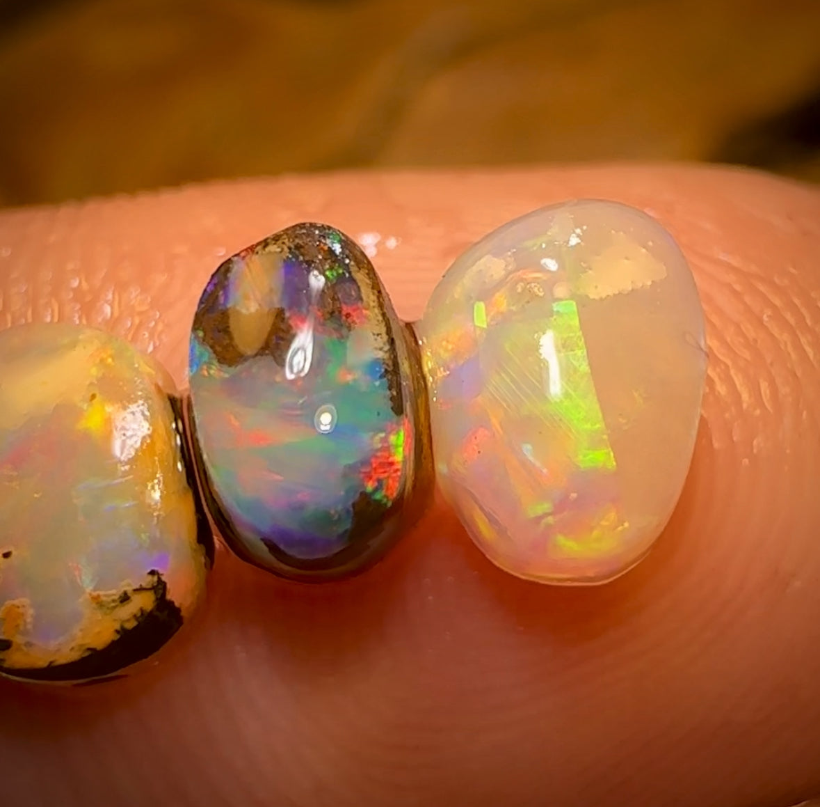 3.8cts - 5x Super Bright Australian Boulder Opal ring stone rub Parcel