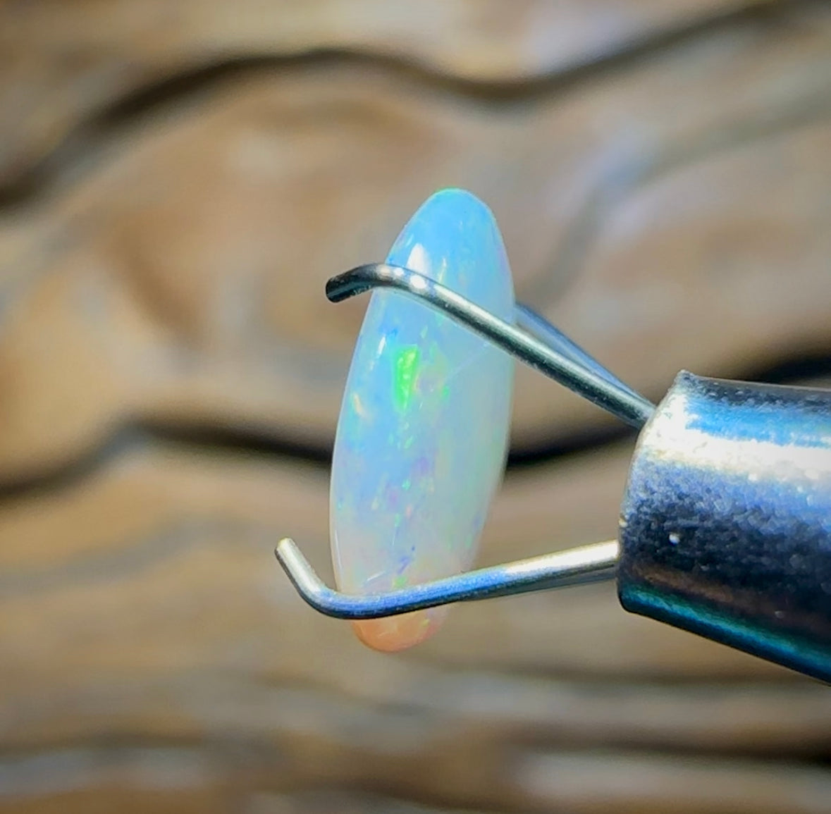 0.9cts - Lightning Ridge Crystal Opal. Double Sided - Opal Whisperers