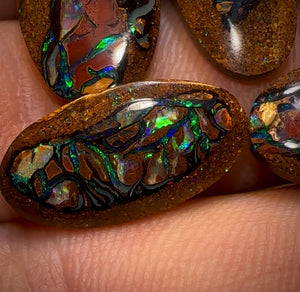 🔒36.3cts - 5x Tribal Queensland Boulder Opal Set