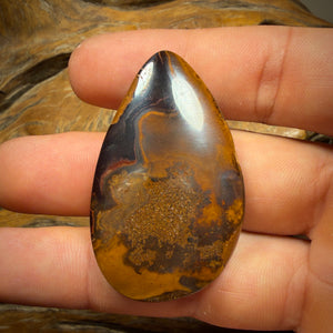 106.7cts - Large Tribal Queensland Boulder Opal from Yowah