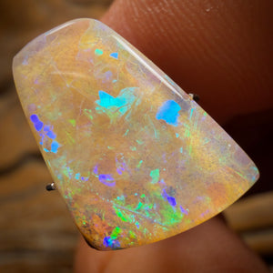 7.7cts - Queensland Boulder Opal. Australian Opal