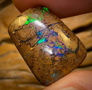 22.1cts - “Digital Script” Queensland Boulder Opal from Yowah. Metallic Green!