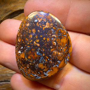 Bargain Card! 76.1cts - Spot the Picture Tribal Queensland Boulder Opal from Yowah. Double Sided