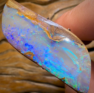 25.5cts - ‘Currents’ Top Queensland Boulder Opal from Yowah