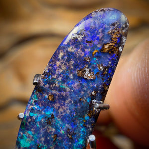 2.3cts - Australian Boulder Seam Opal