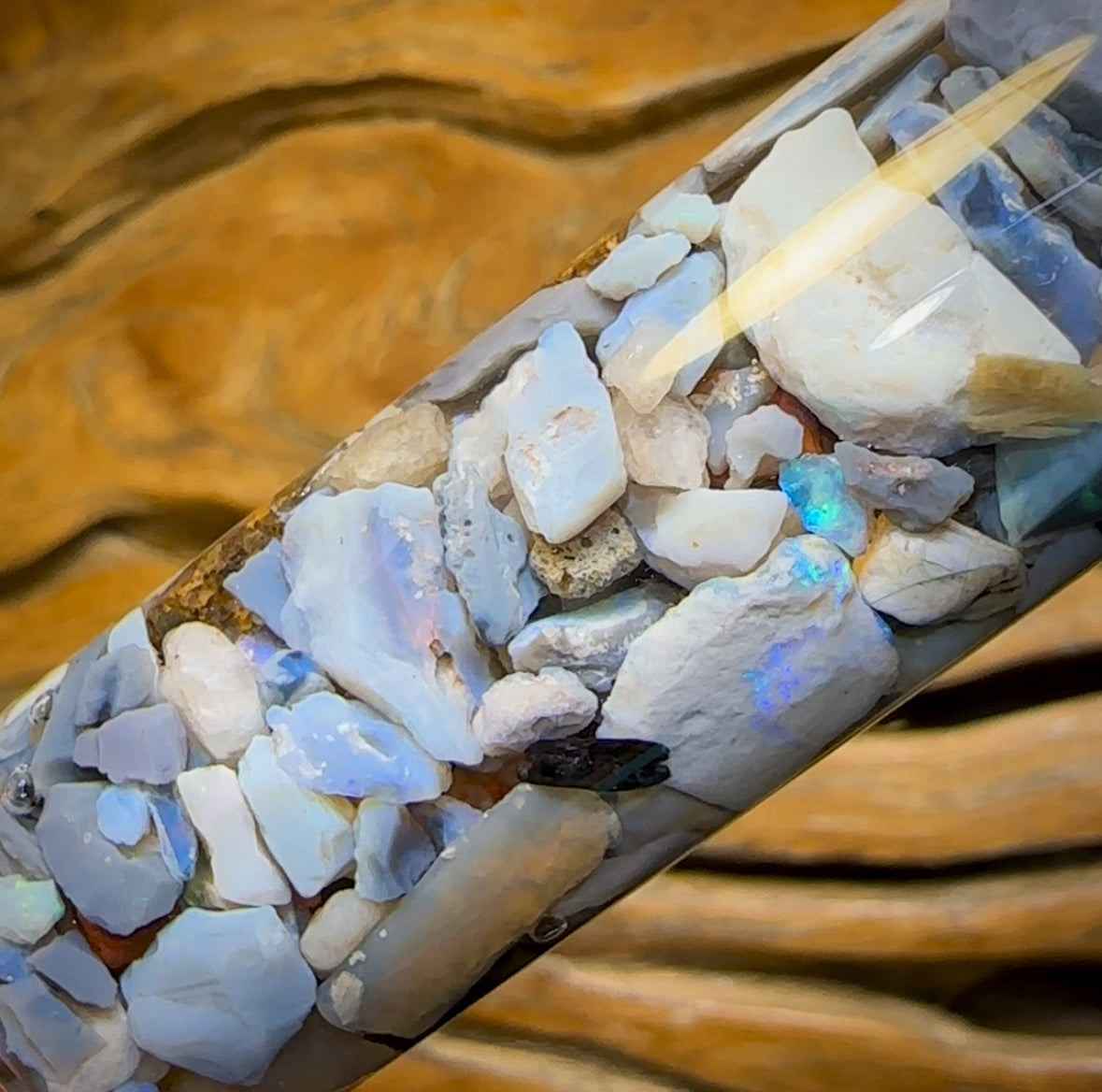 118cts - Vial of Lightning Ridge Opal