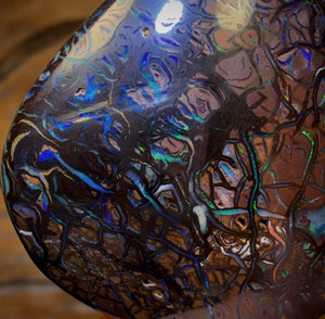 106,1 cts - Opale boulder tribale australienne de Koroit
