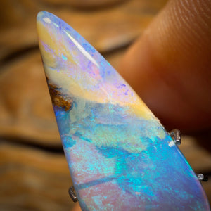 4.5cts - Wood Fossil Replacement Boulder Opal from Yowah