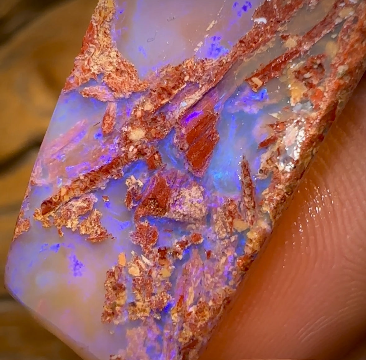 27.9cts - Boulder Pipe Opal Rub. Australian Opal