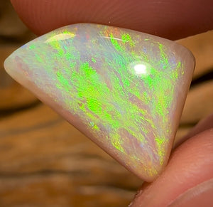 8.2cts - GEM South Australian White Opal