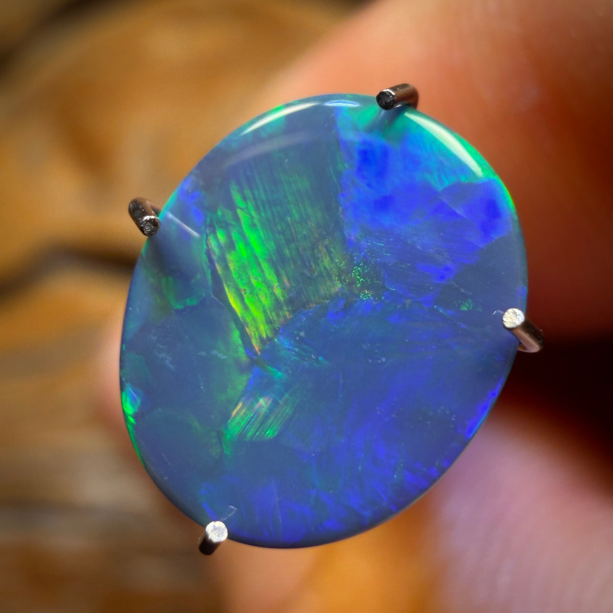 1.1cts - Black Opal from Lightning Ridge