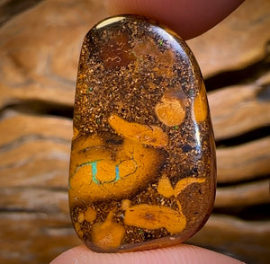 26.1cts - Rare Yowah Nut Double Crystal Centre Opal