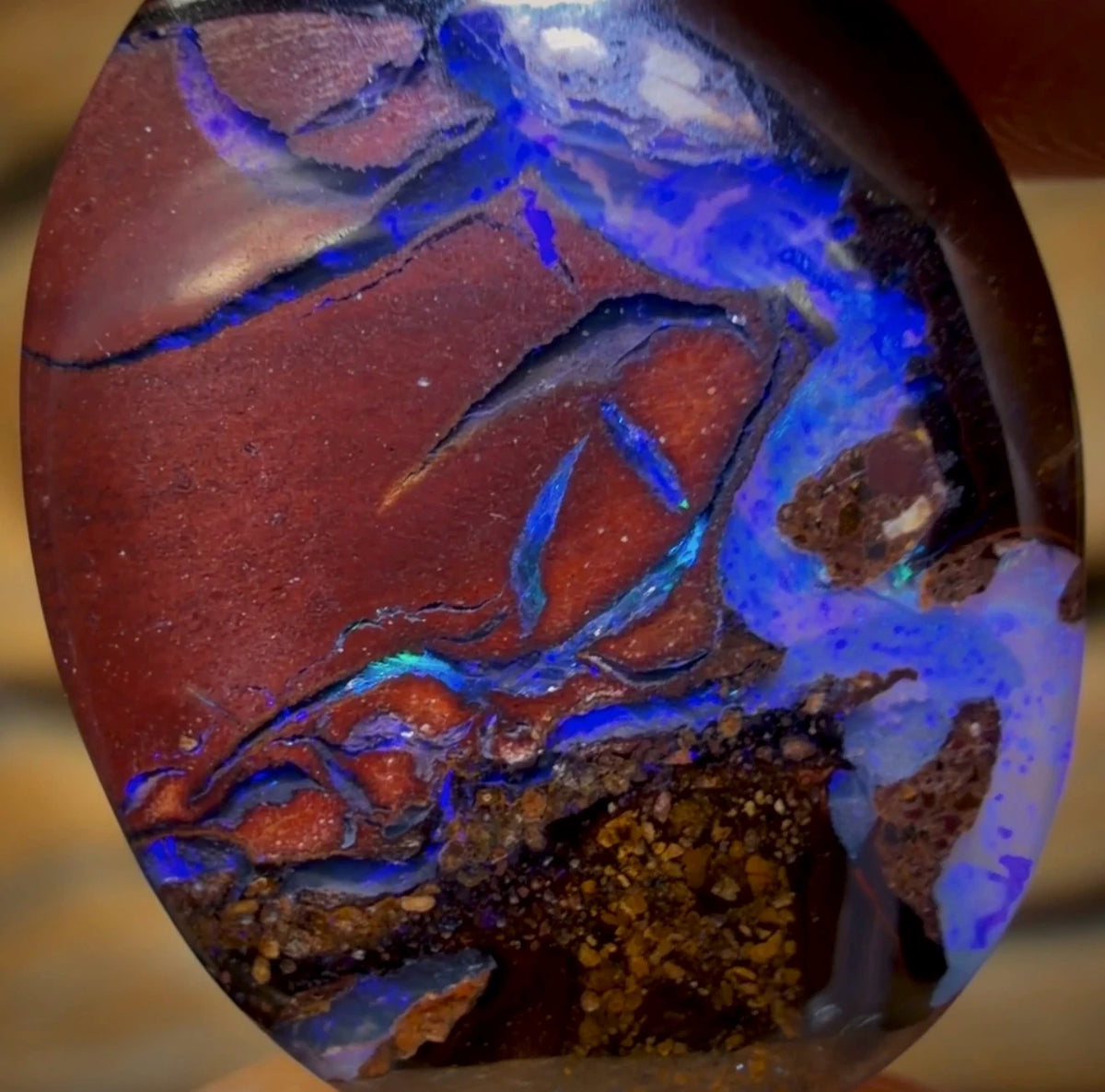 8.9cts - Tribal Yowah Nut Opal. Double Sided