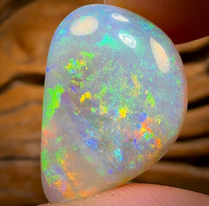 20.4cts - GEM South Australian Dark Opal. Multicolours!