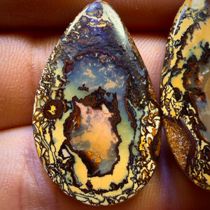 🔨 AUCTION 🔨 No Reserve 59.9cts - Yowah Nut Partial Crystal Centre Pair Polished