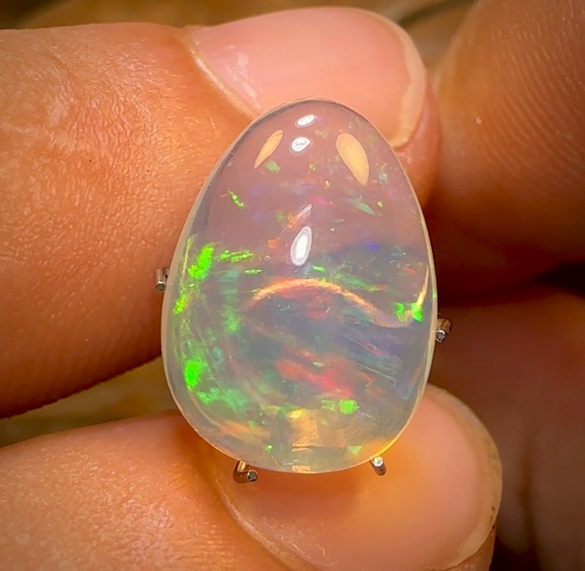 5.85cts - GEM South Australian Magic Clean Crystal Opal from Andamooka
