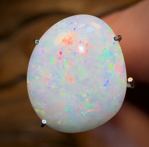 2.6cts - Top Quality South Australian White Opal