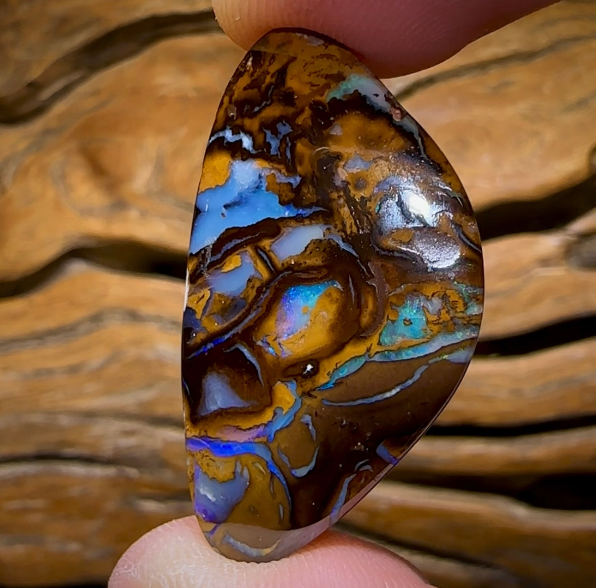 26.4cts - Wow Tribal Boulder Opal from Yowah