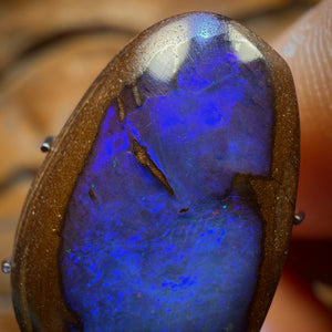 🔨 AUCTION 🔨 No Reserve 11.2cts - Queensland Boulder Seam Opal. Australian Opal