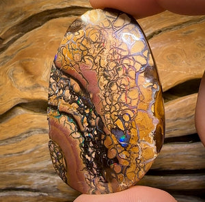 138.6cts - Large Tribal Queensland Boulder Opal
