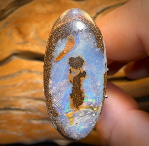 Auction Fall-Through = Your Gain! 🔥 Now More Than 50% Off RRP 🚨 22.1cts - “My Eyes on You” Queensland Boulder Seam Opal. Rockpool Pattern!