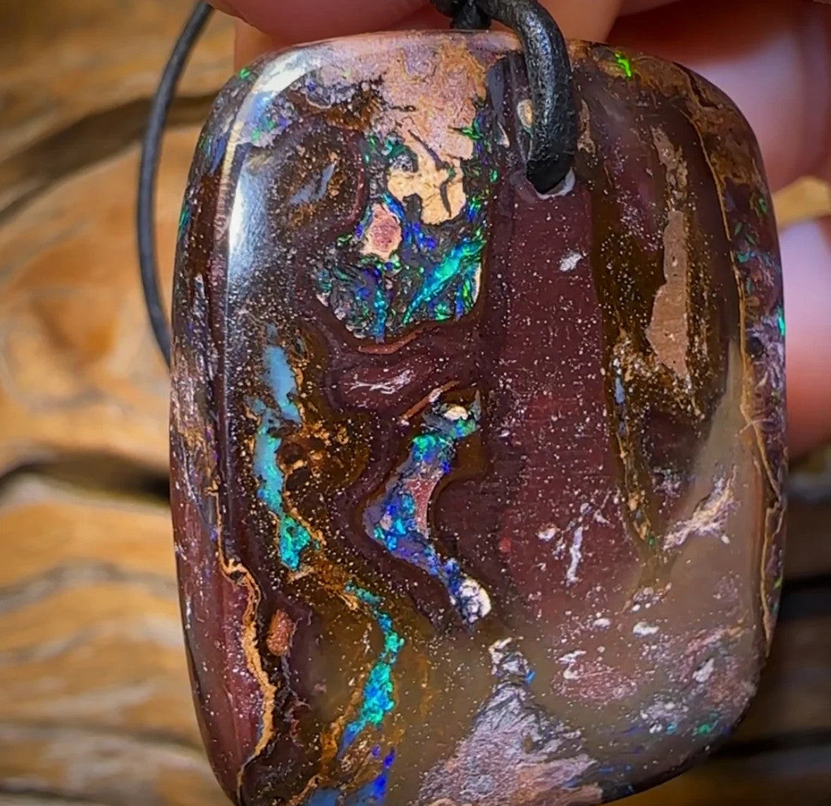 Auction Fall-Through = Your Gain! 🔥 Now More Than 50% Off RRP 🚨   35 x 31mm - Drilled Australian Boulder Opal Necklace. Double Sided