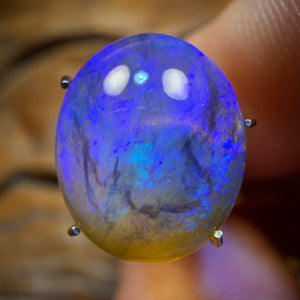 4.1cts - Lightning Ridge Crystal Opal