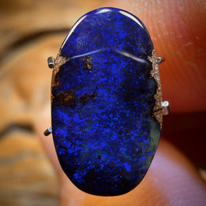 4.1cts - Queensland Boulder Seam Opal. Australian Opal