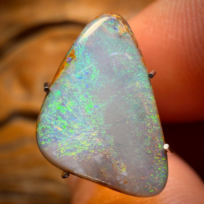 4.2cts - Queensland Boulder Seam Opal from Winton