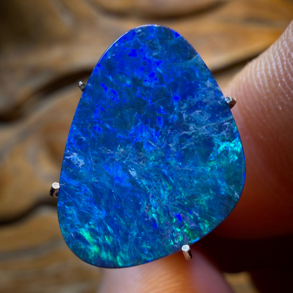 4.85cts - Australian Boulder Opal Doublet