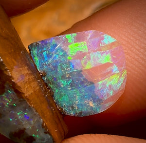 18.2cts - 2x Quality Australian Boulder Seam Opal Rough Pieces