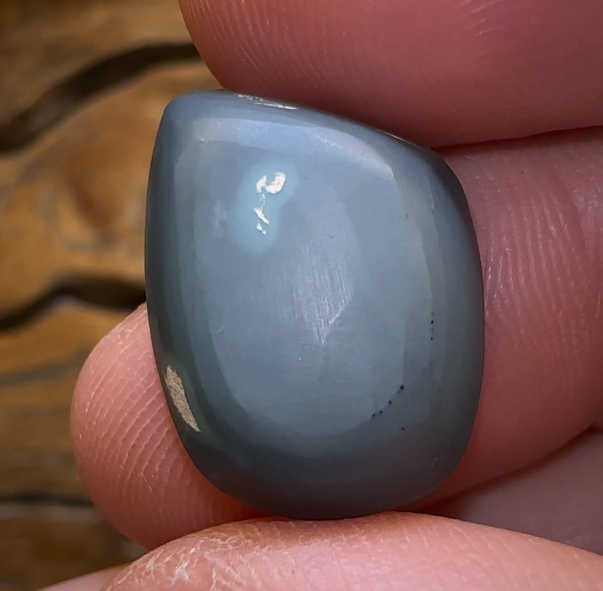 13.4cts - Black Opal from Lightning Ridge - Opal Whisperers