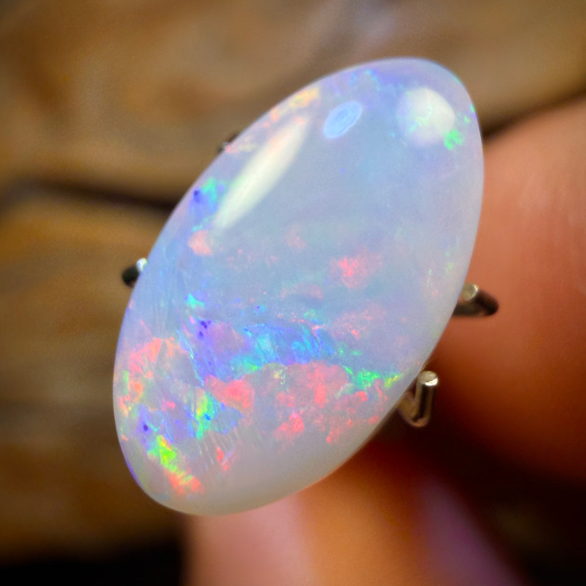 2.5cts - South Australian White Opal from Coober Pedy