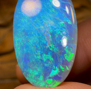 17.6cts - Australian Black Opal from Lightning Ridge