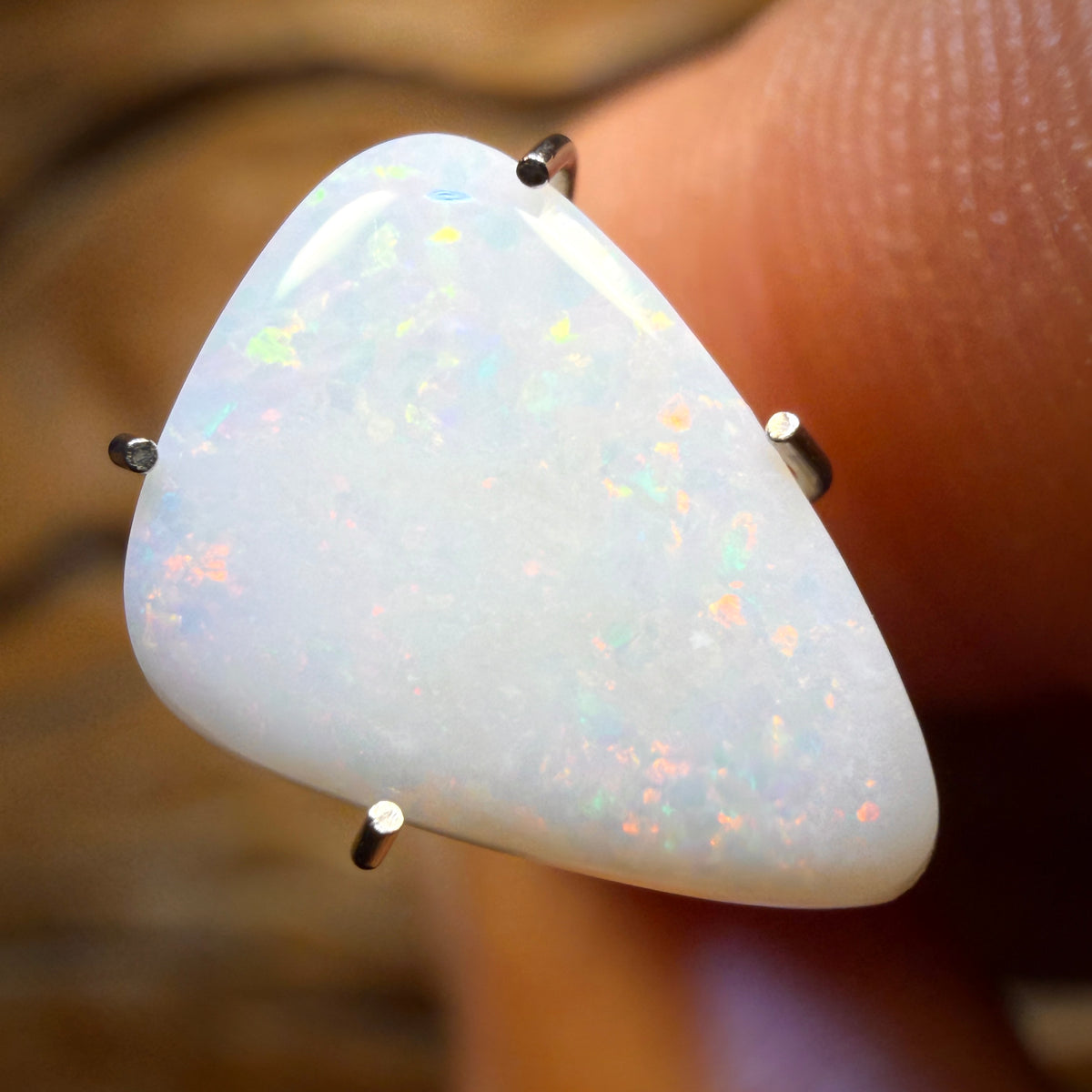 Bargain Card! 2.4cts - South Australian White Opal from Coober Pedy