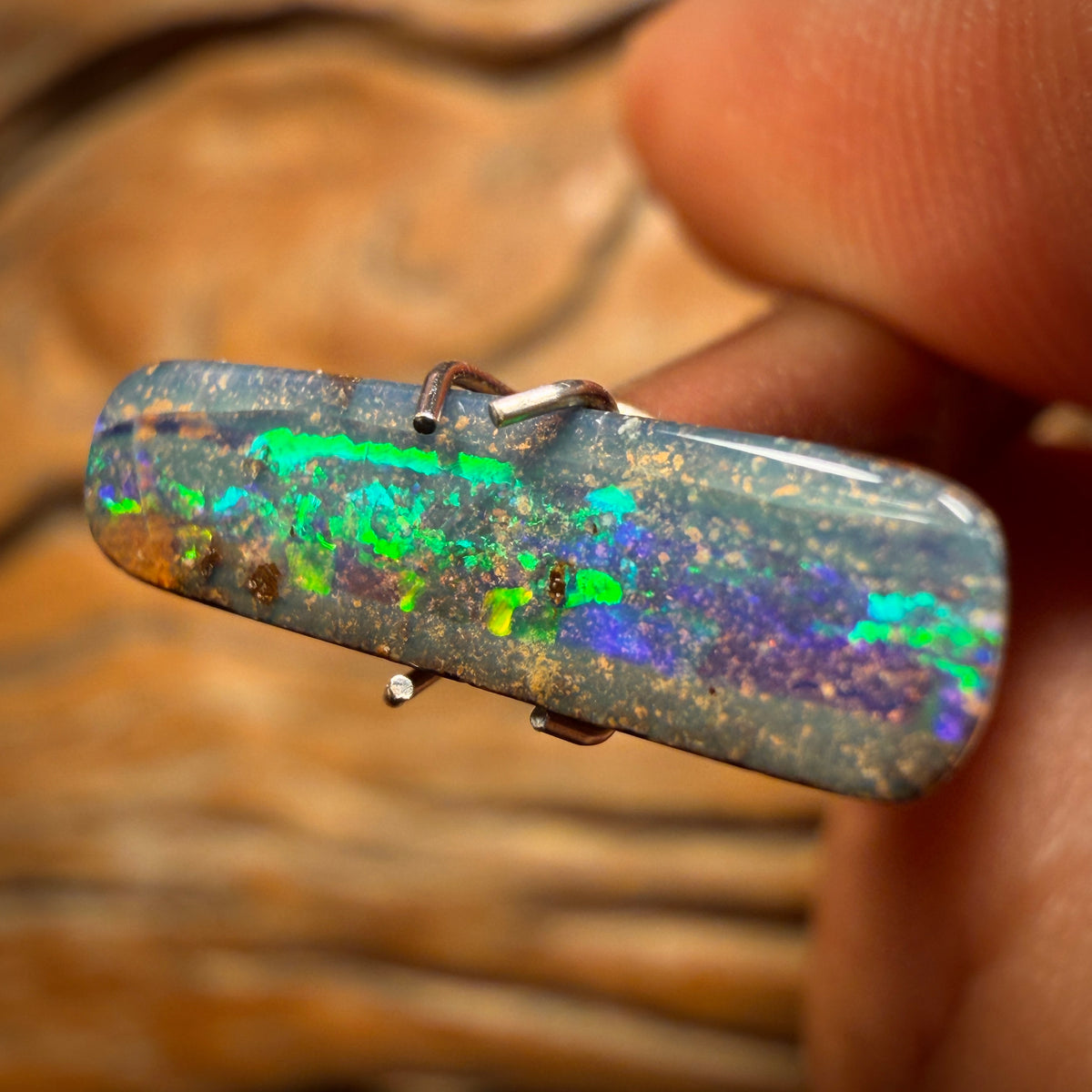 🔨 AUCTION 🔨 Reserve 💎 High Roller Banger Auction 💎 2.9cts - Australian Boulder Seam Opal