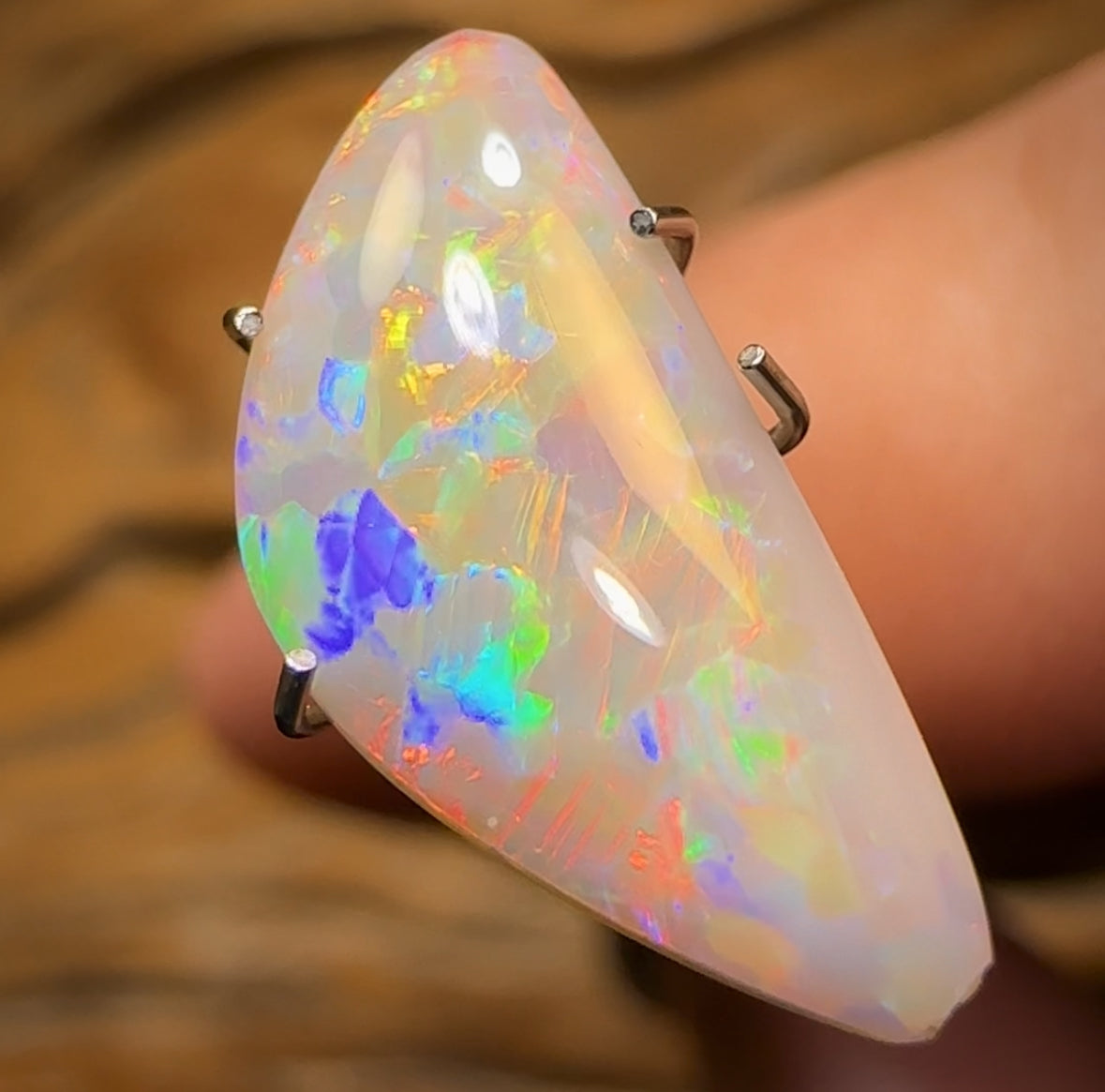 2.9cts - Lightning Ridge Dark Opal