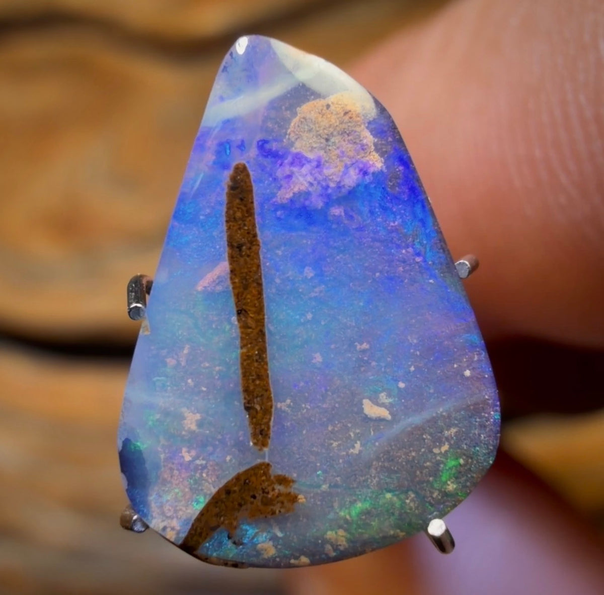 2.7cts - Solid Australian Boulder Opal