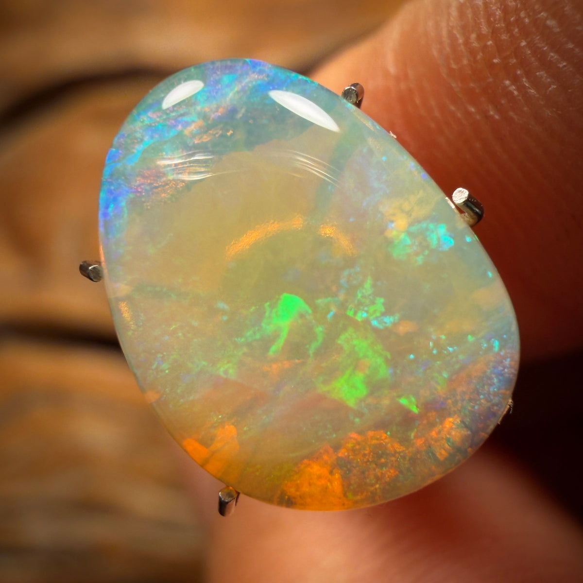 3.9cts - Solid Australian Boulder Pipe Crystal Opal