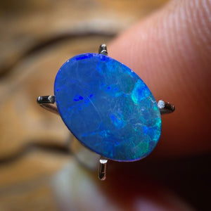 Dad Wildcard! 0.6cts - Australian Boulder Opal Doublet
