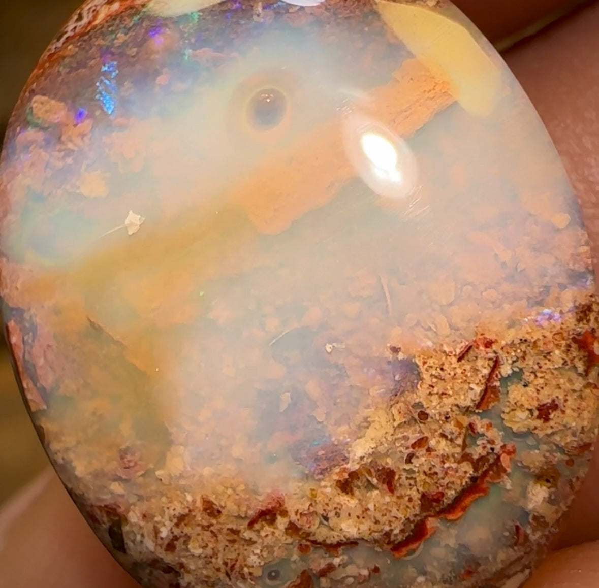 “Bubble” 7.1cts - Solid Australian Boulder Pipe Opal