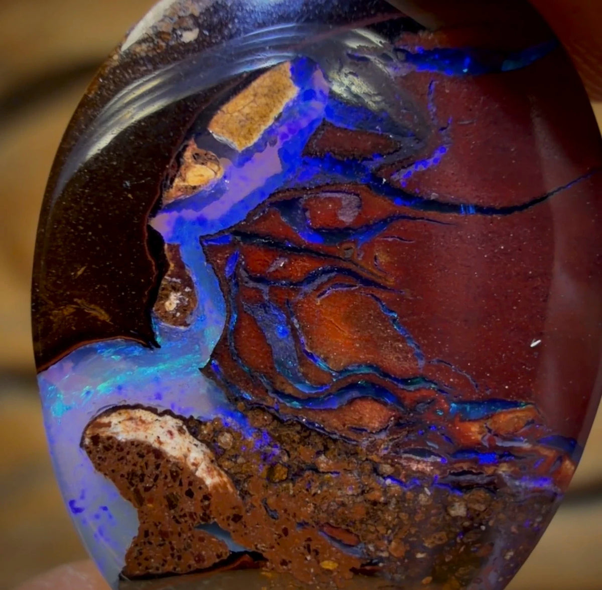 8.9cts - Tribal Yowah Nut Opal. Double Sided