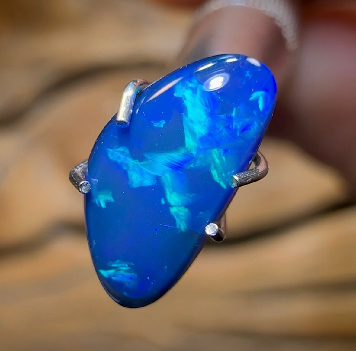 1cts - Lightning Ridge Black Opal Doublet - Opal Whisperers