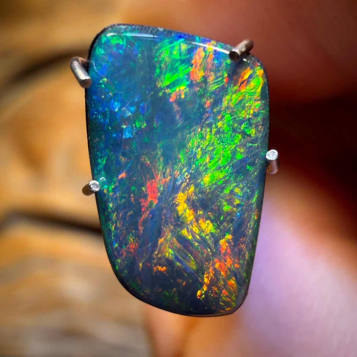 1,9 ct - Doublé d'opale de Lightning Ridge