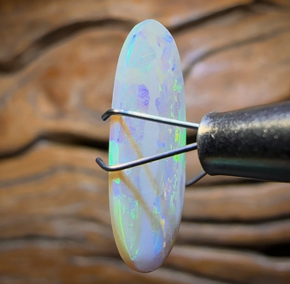 3.25cts - Lightning Ridge Light Opal