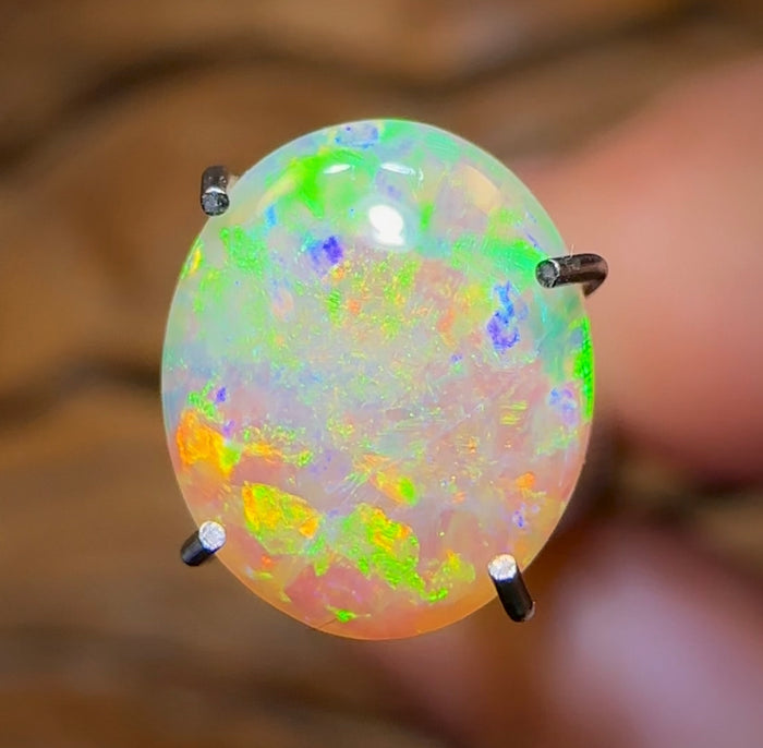 0.9cts - “Golden Green”Lightning Ridge Crystal Opal - Opal Whisperers