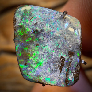 5.6cts - Queensland Boulder Seam Opal