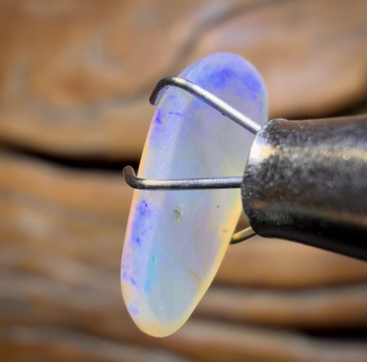1.45cts - Lightning Ridge Crystal Opal
