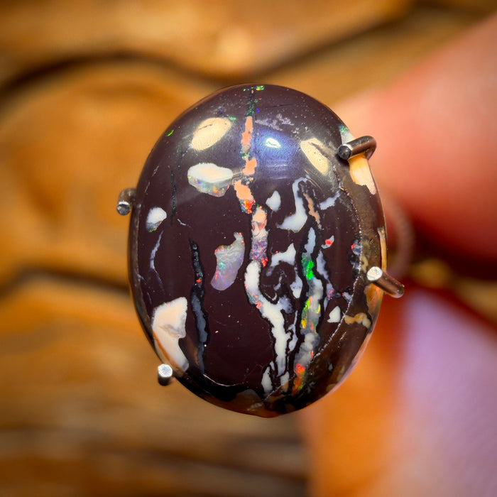 🔨 AUCTION 🔨 2.3cts - Tribal Australian Boulder Opal from Yowah